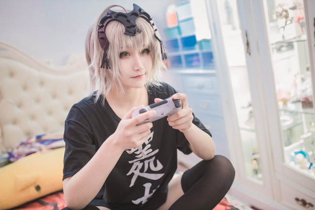 喻渭蛟缘何点赞？圆通小哥在武汉马不停蹄为市民跑腿送菜|pg模拟器